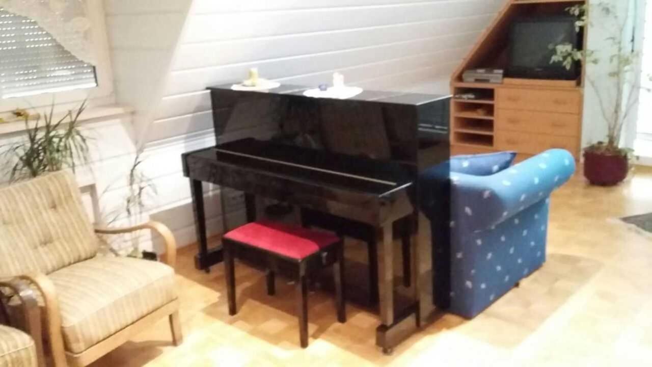 Galerie Ueber Den Gaerten Херболцхайм Екстериор снимка
